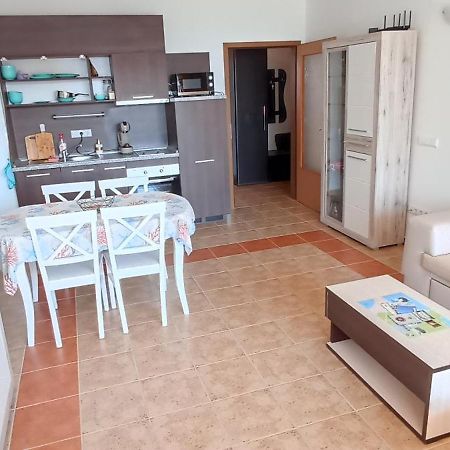 Cozy Apartment With Sea View And Free Parking Поморие Экстерьер фото